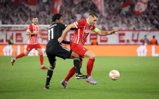 16 03 23 SC Freiburg Juventus Turin Germany, Freiburg, 16 03 2023, Football, Europa League, Round of 16, SC Freiburg Juventus Turin v l Juan Cuadrado Juventus Turin , Christian Günter SC Freiburg