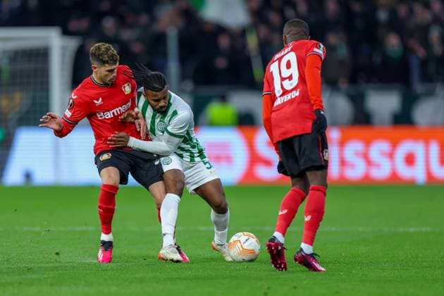 Ferencvarosi TC v Bayer 04 Leverkusen: Round of 16 Leg Two - UEFA Europa League Piero Hincapie v Marquinhos during the UEFA Europa League round of 16 leg two match between Ferencvarosi TC and Bayer 04 Leverkusen at Puskas Arena on March 16, 2023 in Budapest, Hungary. Budapest Hungary  Copyright: xHorvathxTamasx originalFilename:tamas-notitle230317_np1i1.jpg
