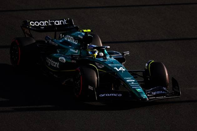 14 ALONSO Fernando (spa), Aston Martin F1 Team AMR23, action during the Formula 1 STC Saudi Arabian Grand Prix 2023, 2nd round of the 2023 Formula One World Championship, WM, Weltmeisterschaft from March 17 to 19, 2023 on the Jeddah Corniche Circuit, in Jeddah, Saudi Arabia - F1 - SAUDI ARABIAN GRAND PRIX 2023 DPPI Panoramic  20230317_GOOD5446