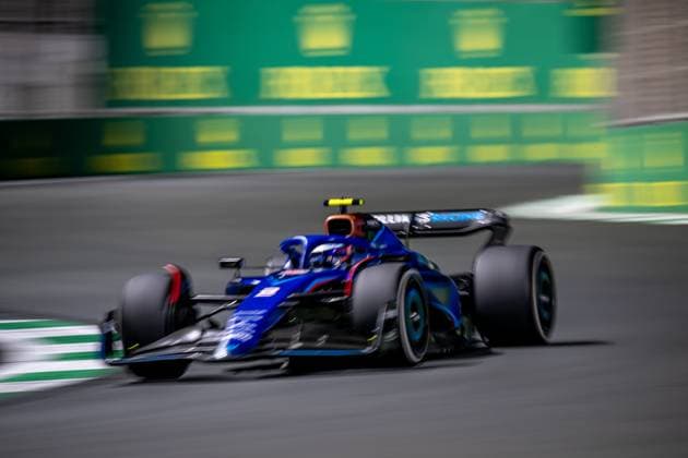 JEDDAH, SAUDI ARABIA: Logan Sargeant, racing for the Williams Racing team during the 2023 Formula 1 Saudi Arabian Grand Prix at the Jeddah Corniche Circuit in Jeddah, Saudi Arabia