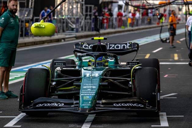 JEDDAH, SAUDI ARABIA: Fernando Alonso, racing for the Aston Martin F1 team during the 2023 Formula 1 Saudi Arabian Grand Prix at the Jeddah Corniche Circuit in Jeddah, Saudi Arabia