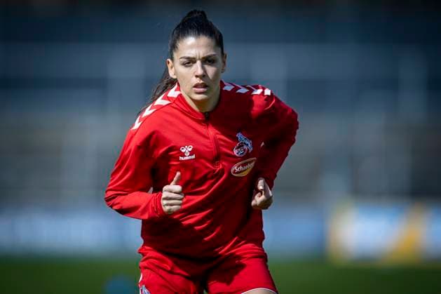 1 Women Bundesliga 1 FC Koeln vs FC Bayern Muenchen, 18 03 2023 during the match 1 FC Koeln vs FC Bayern Muenchen on matchday 15 of the Women Football Bundesliga on 18 03 2023 at Ulrich Haberland Stadium in Leverkusen North Rhine Westphalia DFL REGULATIONS PROHIBIT ANY USE OF PHOTOGRAPHS AS IMAGE SEQUENCES AND OR QUASI VIDEO Copyright: xBEAUTIFULxSPORTS AxelxKohringx
