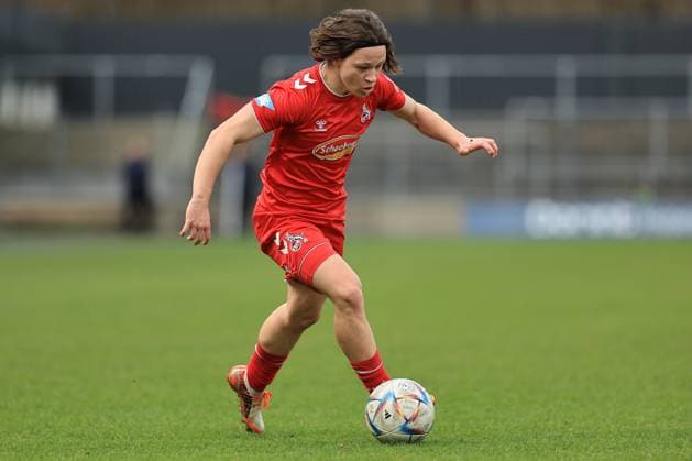 Flyeralarm Womens Bundesliga 2022 2023, 1 FC Cologne FC Bayern Munich Alicia Gudorf FC, 12 Cologne Franz Kremer Stadium, Lawn North Rhine Westphalia Germany