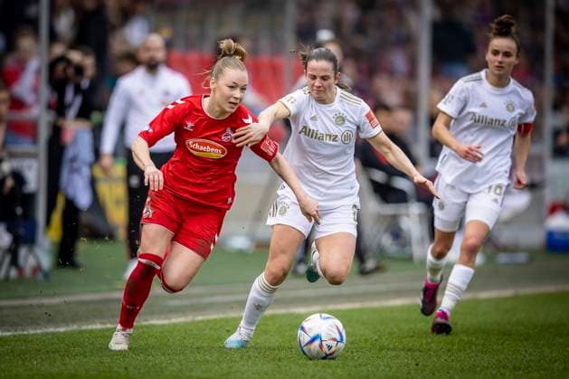 1 Frauen Bundesliga 1 FC Koeln vs FC Bayern Muenchen, 18 03 2023 Weronika Zaistowska 24, 1 FC Koeln , Tuva Hansen FC Bayern Muenchen, 6 in duel during the match 1 FC Koeln vs FC Bayern Muenchen on matchday 15 of the womens soccer Bundesliga on 18 03 2023 at Franz Kremer Stadion in Koeln North Rhine Westphalia DFL REGULATES PROHIBIT ANY USE OF PHOTOGRAPHS AS IMAGE SEQUENCES AND OR QUASI VIDEO Copyright: xBEAUTIFULxSPORTS AxelxKohringx