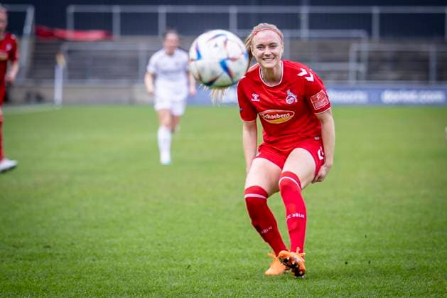 1 Women Bundesliga 1 FC Koeln vs FC Bayern Muenchen, 18 03 2023 Too late Sarah Puntigam 17, 1 FC Koeln during the match 1 FC Koeln vs FC Bayern Muenchen on matchday 15 of the women soccer Bundesliga on 18 03 2023 at the Franz Kremer stadium in Koeln North Rhine Westphalia DFL REGULATES PROHIBIT ANY USE OF PHOTOGRAPHS AS IMAGE SEQUENCES AND OR QUASI VIDEO Copyright: xBEAUTIFULxSPORTS AxelxKohringx
