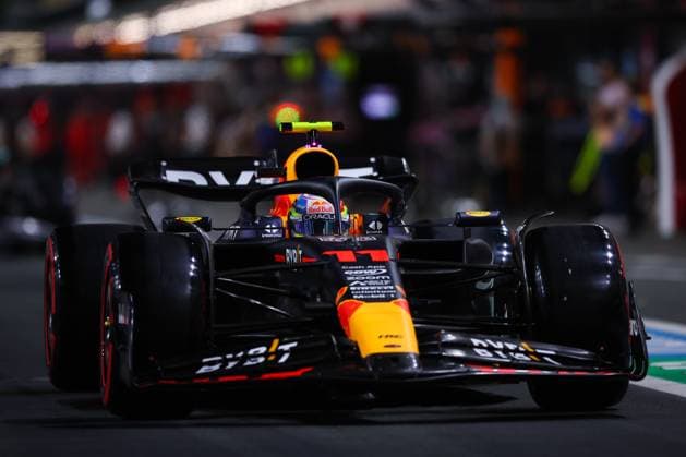 11 PEREZ Sergio (mex), Red Bull Racing RB19, action during the Formula 1 STC Saudi Arabian Grand Prix 2023, 2nd round of the 2023 Formula One World Championship, WM, Weltmeisterschaft from March 17 to 19, 2023 on the Jeddah Corniche Circuit, in Jeddah, Saudi Arabia - F1 - SAUDI ARABIAN GRAND PRIX 2023 DPPI Panoramic  20230318_IMGL3558.JPG