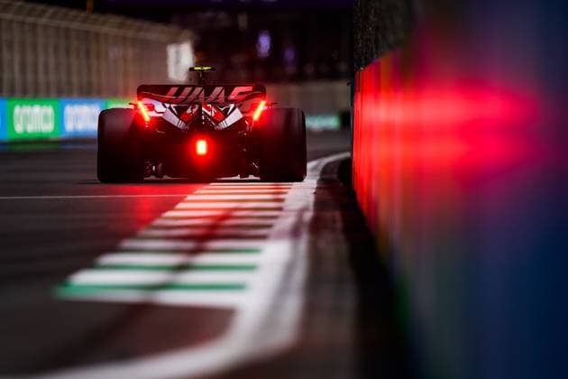 Sport Bilder des Tages 27 HULKENBERG Nico (ger), Haas F1 Team VF-23 Ferrari, action during the Formula 1 STC Saudi Arabian Grand Prix 2023, 2nd round of the 2023 Formula One World Championship, WM, Weltmeisterschaft from March 17 to 19, 2023 on the Jeddah Corniche Circuit, in Jeddah, Saudi Arabia - F1 - SAUDI ARABIAN GRAND PRIX 2023 DPPI Panoramic  20230318_GOOD9407