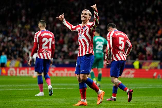 Sport Bilder des Tages Atletico de Madrid v Valencia CF - LaLiga Santander Antoine Griezmann second striker of Atletico de Madrid and France celebrates after scoring his sides first goal during the La Liga Santander match between Atletico de Madrid and Valencia CF at Civitas Metropolitano Stadium on March 18, 2023 in Madrid, Spain. Madrid Spain  Copyright: xJosexBretonx originalFilename:breton-atletico230318_npVVb.jpg