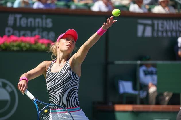 INDIAN WELLS, CA - MARCH 18: Laura Siegemund (GER) serves during the BNP Paribas Open on March 18, 2023 at the Indian Wells Tennis Garden in Indian Wells, CA. (Photo by George Walker Icon Sportswire) TENNIS: MAR 18 BNP Paribas Open Icon230318020