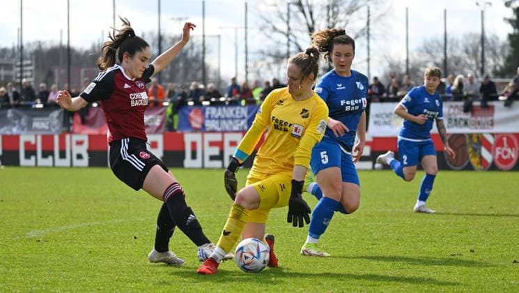 19 03 2023 Football Women Season 2022 2023 2 Bundesliga 17 Matchday 1 FC Nürnberg FCN Club SC Sand Sportfoto Zink regulations prohibit any use of photographs as image sequences and or quasi video Sophie Fournier 11, 1 FC Nürnberg FCN v Stella Busse 12, SC Sand Amelie Claire Bohnen 5, SC Sand on the way to score Goal shot to 1 0