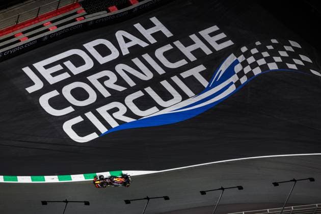 01 VERSTAPPEN Max (nld), Red Bull Racing RB19, action during the Formula 1 STC Saudi Arabian Grand Prix 2023, 2nd round of the 2023 Formula One World Championship, WM, Weltmeisterschaft from March 17 to 19, 2023 on the Jeddah Corniche Circuit, in Jeddah, Saudi Arabia - F1 - SAUDI ARABIAN GRAND PRIX 2023 - RACE DPPI Panoramic  20230319_G0OD9587