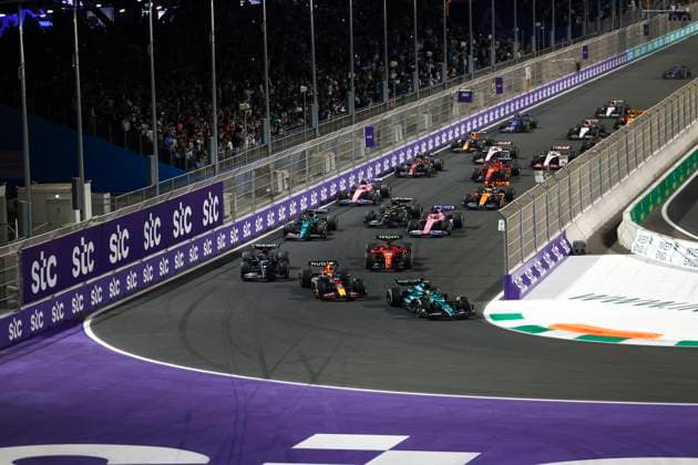 Start, 14 Fernando Alonso ESP, Aston Martin Aramco Cognizant F1 Team , 11 Sergio Perez MEX, Oracle Red Bull Racing , 63 George Russell GBR, Mercedes AMG Petronas F1 Team , 55 Carlos Sainz ESP, Scuderia Ferrari , F1 Grand Prix of Saudi Arabia at Jeddah Corniche Circuit on March 19, 2023 in Jeddah, Saudi Arabia Photo by HOCH ZWEI Jeddah Saudi Arabia