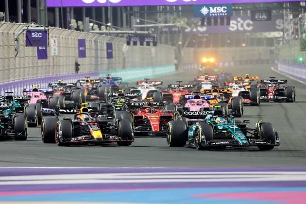 19 03 2023, Jeddah Corniche Circuit, Jeddah, Formula 1 Saudi Arabia Grand Prix ,in picture race start Sergio Perez MEX , Oracle Red Bull Racing, Fernando Alonso ESP , Aston Martin Aramco Cognizant Formula One Team, George Russell GBR , Mercedes AMG Petronas Formula One Team, Lance Stroll CAN , Aston Martin Aramco Cognizant Formula One Team, Esteban Ocon FRA , BWT Alpine F1 Team, Lewis Hamilton GBR , Mercedes AMG Petronas Formula One Team, Charles Leclerc MCO , Scuderia Ferrari Jeddah Corniche Circuit Saudi Arabia eu-images-506