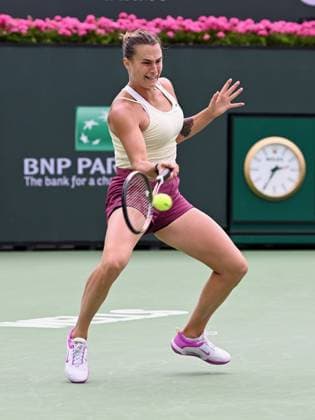 INDIAN WELLS, CA - MARCH 19: Aryna Sabalenka returns the ball during the finals of the BNP Paribas Open tennis tournament played on March 19, 2023 at the Indian Wells Tennis Garden in Indian Wells, CA. (Photo by John Cordes Icon Sportswire) TENNIS: MAR 19 BNP Paribas Open Icon506230319029