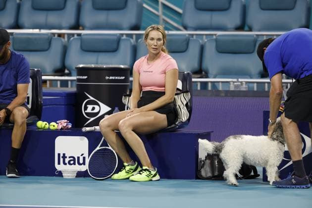 March 21, 2023, Miami Gardens, Florida, United States Of America: MIAMI GARDENS, FLORIDA - MARCH 21: Danielle Collins during practice on Day 3 of the Miami Open at Hard Rock Stadium on March 21, 2023 in Miami Gardens, Florida...People: Danielle Collins Miami Gardens United States Of America - ZUMAs214 20230321_zda_s214_136 Copyright: xSMGx