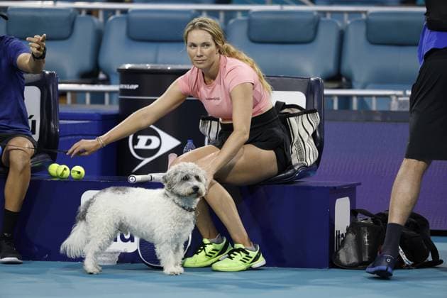 March 21, 2023, Miami Gardens, Florida, United States Of America: MIAMI GARDENS, FLORIDA - MARCH 21: Danielle Collins during practice on Day 3 of the Miami Open at Hard Rock Stadium on March 21, 2023 in Miami Gardens, Florida...People: Danielle Collins Miami Gardens United States Of America - ZUMAs214 20230321_zda_s214_137 Copyright: xSMGx