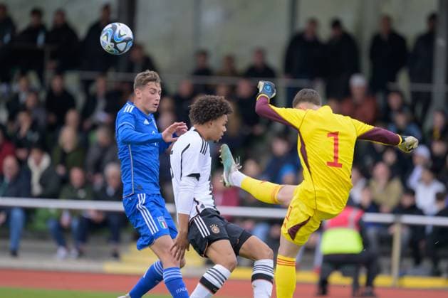 GER, EMQ U19, Germany GER vs Italy ITA 22 03 2023, Place 11, Bremen, GER, EMQ U19, Germany GER vs Italy ITA in picture Frank Feller 1 FC Heidenheim U19 GER 02 nordphotoxGmbHxx xKokenge nph00001