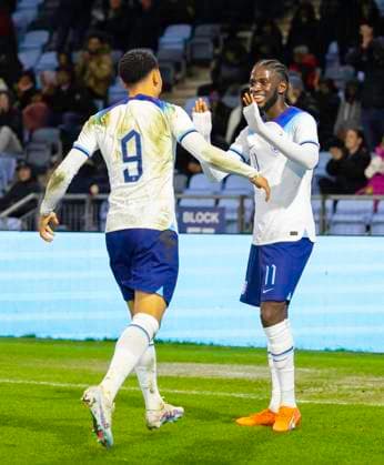 Manchester, England, March 22nd 2023: Sam Iling-Junior (11 England) celebrates after scoring his team s first goal with teammates during the International Friendly, Länderspiel, Nationalmannschaft football match between England and Germany at the City Football Academy Stadium in Manchester, England. (James Whitehead SPP) Copyright: xJamesxWhiteheadx xSPPx spp-en-JaWhSp-eu20vgu200079