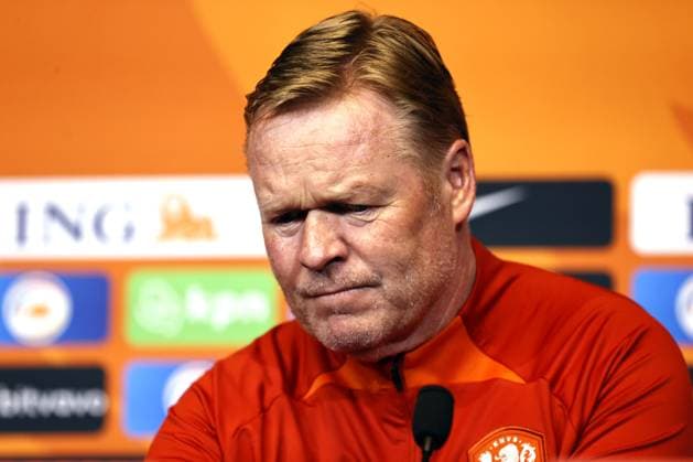 SAINT-DENIS - Holland coach Ronald Koeman during the press conference, PK, Pressekonferenz ahead of the European Championship, EM, Europameisterschaft qualifying match against France at Stade de France on March 23, 2023 in Saint-Denis, France. ANP MAURICE VAN STONE UEFA EURO, EM, Europameisterschaft,Fussball 2024 Qualifying Round 2022 2023 xVIxANPxSportx xxANPxIVx 465610592 originalFilename: 465610592.jpg