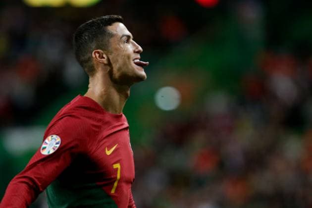 Sport Themen der Woche KW12 Sport Bilder des Tages European Qualifiers - Portugal and Liechtenstein Cristiano Ronaldo forward of Portugal celebrates a goal during the European Qualifiers match between Portugal and Liechtenstein at Estadio Jose Alvalade on 23th March, 2023 in Lisbon, Portugal.& xA;& xA;& xA; Valter Gouveia SPP  Copyright: xValterxGouveia SPPx valter_gouveia_sports_press_photo_177531