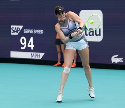 March 23, 2023, Miami Gardens, Florida, United States Of America: MIAMI GARDENS, FLORIDA - MARCH 23: Coco Gauff of the United States defeats Rebecca Marino of Canada during the Miami Open held at Hard Rock Stadium on March 23, 2023 in Miami Gardens, Florida....People: Rebecca Marino Miami Gardens United States Of America - ZUMAs214 20230323_zda_s214_025 Copyright: xSMGx