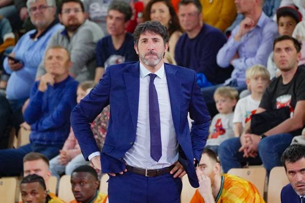 Alex Mumbru (Coach de Valence) BASKETBALL : Monaco vs Valence - Euroligue - Monaco - 24 03 2023 NorbertScanella Panoramic 