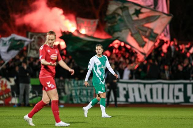 v li Tuana Keles SV Werder Bremen, 10 , single image, action, game scene, THE DFB DIRECTIVES PROHIBIT ANY USE OF PHOTOGRAPHS AS IMAGE SEQUENCES AND OR QUASI VIDEO , 24 03 2023, Bremen Germany , Football, Flyeralarm Womens Bundesliga, SV Werder Bremen 1 FC Cologne xobx
