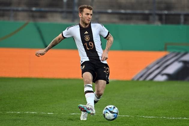 Louis Jordan BEYER GER , action,single action,single picture,crop,full body shot,whole figure Football match,U21,Germany Japan 2 2 on 24 03 2023,PSD Arena Frankfurt