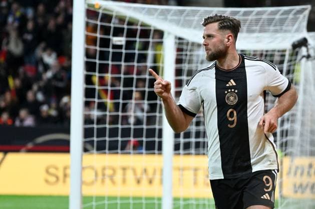 Sport Themen der Woche KW12 Sport Bilder des Tages 25.03.2023, xjhx, Fussball Laenderspiel, Deutschland - Peru emspor, v.l. Torjubel nach dem Tor zum celebrating the goal celebrate 2:0 durch Niclas Füllkrug Fuellkrug (Deutsche Fussball Nationalmannschaft DFB) (DFL DFB REGULATIONS PROHIBIT ANY USE OF PHOTOGRAPHS as IMAGE SEQUENCES and or QUASI-VIDEO) Mainz *** 25 03 2023, xjhx, football Laenderspiel, Germany Peru emspor, v l goal celebration after goal celebrating the goal celebrate 2 0 by Niclas Füllkrug Fuellkrug Deutsche Fussball Nationalmannschaft DFB DFL DFB REGULATIONS PROHIBIT ANY USE OF PHOTOGRAPHS as IMAGE SEQUENCES and or QUASI VIDEO Mainz