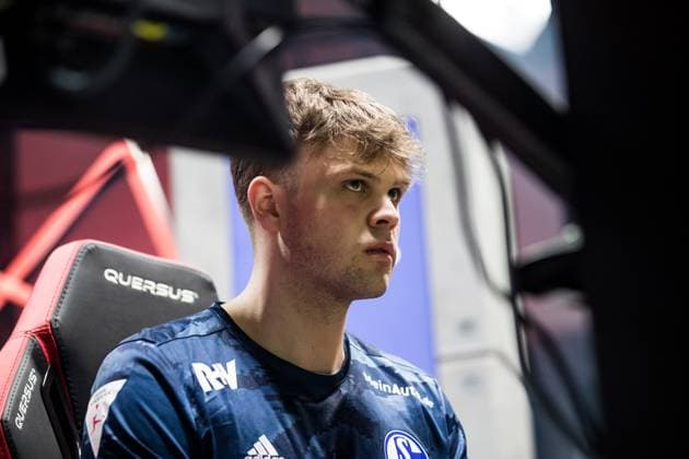 Virtual Bundesliga Club Championship Final ANTIMAX FC Schalke 04 Virtual Bundesliga Club Championship Final Koeln, Strassenkickerbase, 26 03 2023 Copyright: xBEAUTIFULxSPORTS Wunderlx