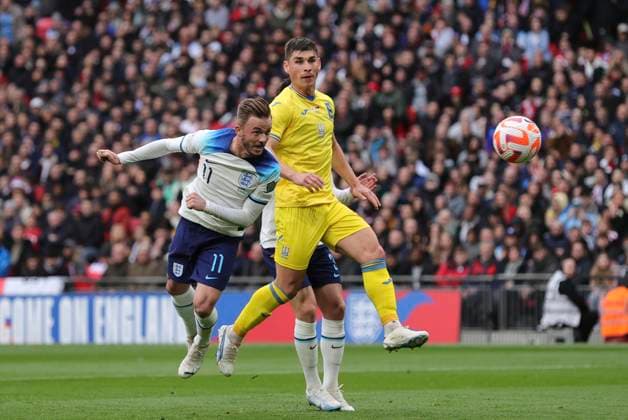England v Ukraine UEFA EURO, EM, Europameisterschaft,Fussball 2024 Qualifiers James Maddison of England heads for goal during the UEFA Euro 2024 Qualifiers Group C match at Wembley Stadium, London Content Not Available For UK Newspapers Copyright: xPaulxChestertonx FIL-18299-0158 UK Newspapers OUT