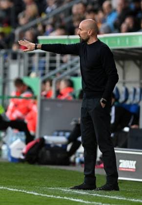 DFB U 21 coach Antonio Di Salvo takes photos at the soccer DFB U 21 test match Germany Japan on 24 03 23 in Frankfurt DFL DFB REGULATES PROHIBIT ANY USE OF PHOTOGRAPHS as IMAGE SEQUENCES and or QUASI VIDEO