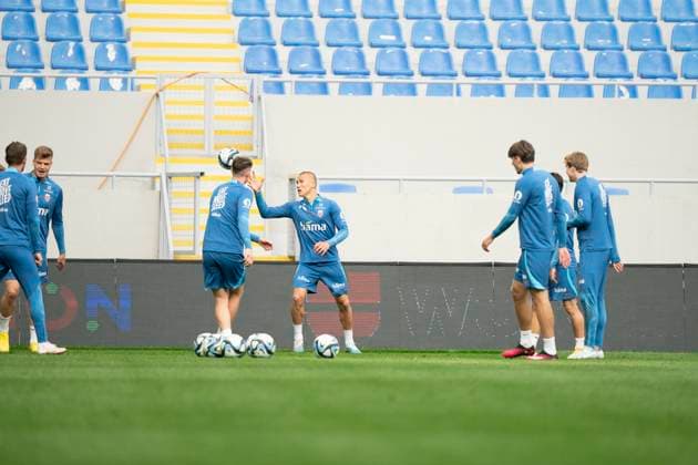 Football, training with Norways mens national team Batumi, Georgia 20230327 Leo Skiri ostigard during a training session with the mens national football team for the EC qualifying matches in football against Georgia Photo Fredrik Varfjell NTB Batumi Georgia EDITORIAL USE ONLY RESTRICTED USE FOR BETTING COMPANIES  Copyright: xFredrikxVarfjellx xNTBx