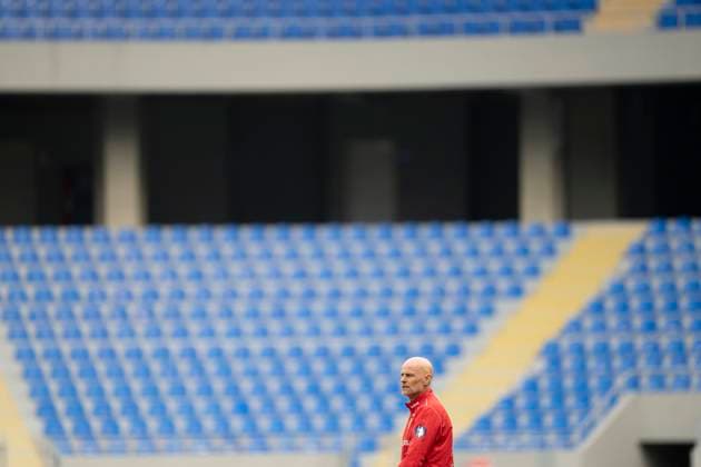 Soccer, training with Norways mens national team Batumi, Georgia 20230327 Norways national team manager Stale Solbakken during a training session with the mens national soccer team for the European Championship qualifying matches in soccer against Georgia Photo Fredrik Varfjell NTB Batumi Georgia EDITORIAL USE ONLY RESTRICTED USE FOR BETTING COMPANIES  Copyright: xFredrikxVarfjellx xNTBx