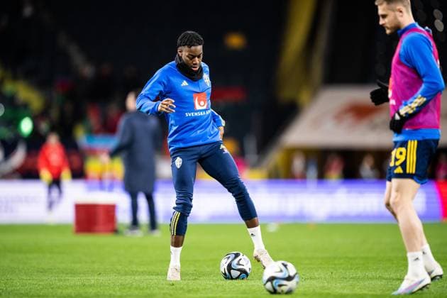 230327 Anthony Elanga of Sweden during warm up ahead of the UEFA Euro Qualifier football match between Sweden and Azerbaijan on March 27, 2023 in Stockholm Photo Jesper Zerman BILDBYRAN COP 234 JZ0347 bbeng football soccer fotbol fotball uefa euro qualifier landskamp emkvalik em kvaliking em kvalik Sweden a sweden azerbaijan,  Copyright: JESPERxZERMAN BB230327JZ004