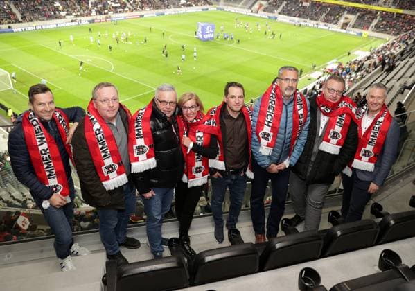SOCCER - UEFA EURO, EM, Europameisterschaft,Fussball 2024 Quali, AUT vs EST LINZ,AUSTRIA,27.MAR.23 - SOCCER - European Qualifiers 2024, OEFB international match, Länderspiel, Nationalmannschaft Austria vs Estland. Image shows guests of Uniqa.  GEPAxpictures xWalterxLuger