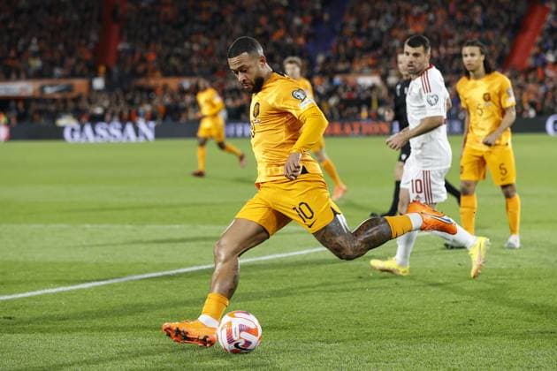 ROTTERDAM , 27-03-2023 , Stadion de Kuip , UEFA Qualification EURO 2024 , season 2022 2023 , match between Netherlands and Gibraltar , Netherlands player Memphis Depay Netherlands - Gibraltar  x20346372x Copyright: