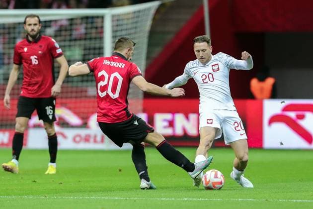 27.03.2023 WARSZAWA, STADION PGE NARODOWY IMIENIEM KAZMIERZA GORSKIEGO PILKA NOZNA (FOOTBALL) ELIMINACJE MISTRZOSTW EUROPY UEFA EURO, EM, Europameisterschaft,Fussball 2024 ( UEFA EURO 2024 QUALIFICATION ) MECZ ( GAME ) POLSKA - ALBANIA ( POLAND - ALBANIA ) NZ (L) YLBER RAMADANI , (R) PIOTR ZIELINSKI FOTO JAKUB PIASECKI CYFRASPORT NEWSPIX.PL --- Newspix.pl  20230327JPCS3003