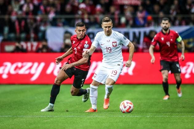 27.03.2023 Warszawa Pilka nozna Reprezentacja Polski Kwalifikacje UEFA EURO, EM, Europameisterschaft,Fussball 2024 Polska - Albania n z Myrto Uzuni, Przemyslaw Frankowski Foto Adam Starszynski PressFocus 27.03.2023 Warsaw Football Polish national team, Nationalteam UEFA EURO 2024 Qualifiers Poland - Albania Myrto Uzuni, Przemyslaw Frankowski Credit Adam Starszynski PressFocus NEWSPIX.PL --- Newspix.pl  20230327PF_AS012