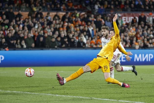 ROTTERDAM , 27-03-2023 , Stadion de Kuip , UEFA Qualification EURO 2024 , season 2022 2023 , match between Netherlands and Gibraltar , Netherlands player Wout Weghorst Netherlands - Gibraltar  x20346487x Copyright: