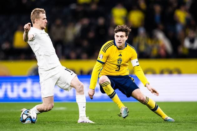 230327 Aleksey Isayev of Azerbaijan and Victor Nilsson Lindelöf of Sweden during the UEFA Euro Qualifier football match between Sweden and Azerbaijan on March 27, 2023 in Stockholm. sweden sweden a sweden azerbaijan,  Copyright: JESPERxZERMAN BB230327JZ035