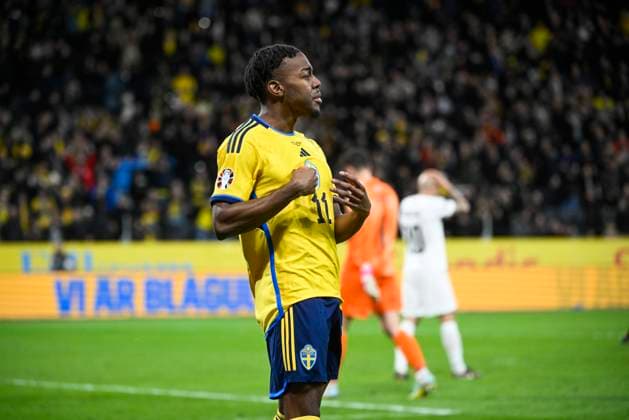 STOCKHOLM 20230327 Swedens Anthony Elanga celebrates after his 5 0 goal during Mondays European Championship qualifying football match between Sweden and Azerbaijan at Friends Arena STOCKHOLM SWEDEN x10080x,  Copyright: xFredrikxSandberg TTx EM-KVAL SVERIGE-AZERBAJDZJAN