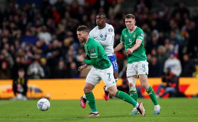 UEFA EURO, EM, Europameisterschaft,Fussball 2024 Qualifying Round Group B, Aviva Stadium, Dublin 27 3 2023 Republic of Ireland vs France Ireland™s Matt Doherty with Moussa Diaby of France Matt Doherty with Moussa Diaby 27 3 2023  Copyright: x INPHO JamesxCrombiex JFD13007