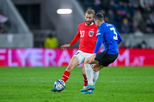 SOCCER - UEFA EURO, EM, Europameisterschaft,Fussball 2024 Quali, AUT vs EST LINZ,AUSTRIA,27.MAR.23 - SOCCER - European Qualifiers 2024, OEFB international match, Länderspiel, Nationalmannschaft Austria vs Estland. Image shows Konrad Laimer (AUT) and Artur Pikk (EST).  GEPAxpictures xChristianxMoser