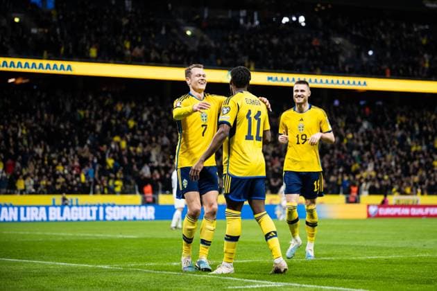 230327 Viktor Claesson, Anthony Elanga and Mattias Svanberg of Sweden celebrates after 5 0 during the UEFA Euro Qualifier football match between Sweden and Azerbaijan on March 27, 2023 in Stockholm Photo Jesper Zerman BILDBYRAN COP 234 JZ0347 bbeng football soccer fottoll fotball uefa euro qualifier landskamp emkval em qualification em qualification sweden sweden a sweden azerbaijan jubel,  Copyright: JESPERxZERMAN BB230327JZ048