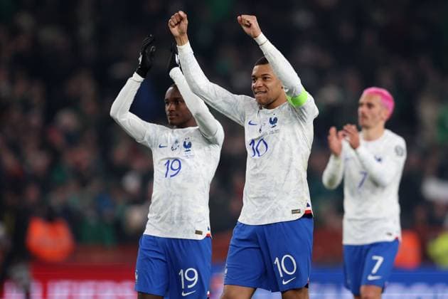 Mandatory Credit: Photo by Paul Greenwood Shutterstock (13847018ad) Kylian Mbappe of France celebrates victory at the end of the match Republic of Ireland v France, UEFA European Championship, EM, Europameisterschaft 2024 Qualifying, Group B, Football, Aviva Stadium, Dublin, Ireland - 27 Mar 2023 EDITORIAL USE ONLY No use with unauthorised audio, video, data, fixture lists, club league logos or live services. Online in-match use limited to 120 images, no video emulation. No use in betting, games or single club league player publications. Republic of Ireland v France, UEFA European Championship 2024 Qualifying, Group B, Football, Aviva Stadium, Dublin, Ireland - 27 Mar 2023 EDITORIAL USE ONLY No use with unauthorised audio, video, data, fixture lists, club league logos or live services. Online in-match use limited to 120 images, no video emulation. No use in betting, games or single club league player publications. Copyright: xPaulxGreenwood Shutterstockx 13847018ad