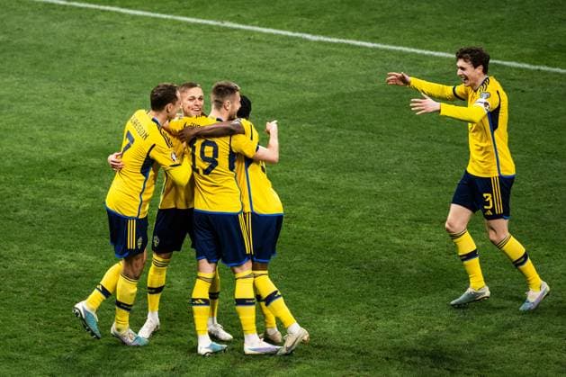230327 Jesper Karlsson of Sweden celebrates after scoring 4 0 during the UEFA Euro Qualifier football match between Sweden and Azerbaijan on March 27, 2023 in Stockholm Photo Emma Wallskog BILDBYRAN COP 320 JZ0347 bbeng football soccer fotbol fotball uefa euro qualifier landskamp emkval em kvaliking em kvalik sweden sweden a sweden azerbaijan jubel,  Copyright: EMMAxWALLSKOG BB230327EW023