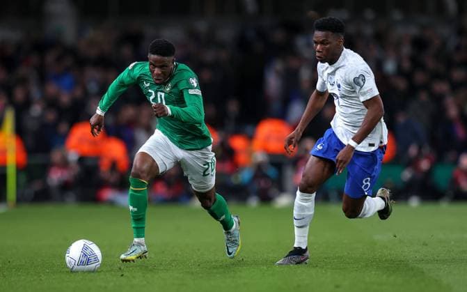 UEFA EURO, EM, Europameisterschaft,Fussball 2024 Qualifying Round Group B, Aviva Stadium, Dublin 27 3 2023 Republic of Ireland vs France Ireland™s Chiedozie Ogbene and AurÃ Chiedozie Ogbene and AurÃ lien Tchouameni 27 3 2023  Copyright: x INPHO RyanxByrnex RB1_8556