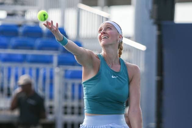 March 27, 2023, Miami Gardens, Florida, USA: Petra Kvitova (CZE) serves against Varvara Gracheva during the women s 4th round match at the Miami Open presented by Itau at Hard Rock Stadium. Miami Gardens USA - ZUMAw109 20230327_zap_w109_031 Copyright: xDebbyxWongx