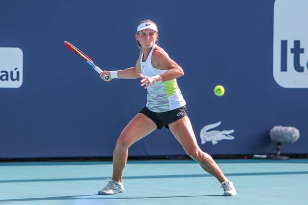 March 27, 2023, Miami Gardens, Florida, USA: Varvara Gracheva (RUS) returns a serve from Petra Kvitova during the women s 4th round match at the Miami Open presented by Itau at Hard Rock Stadium. Miami Gardens USA - ZUMAw109 20230327_zap_w109_032 Copyright: xDebbyxWongx